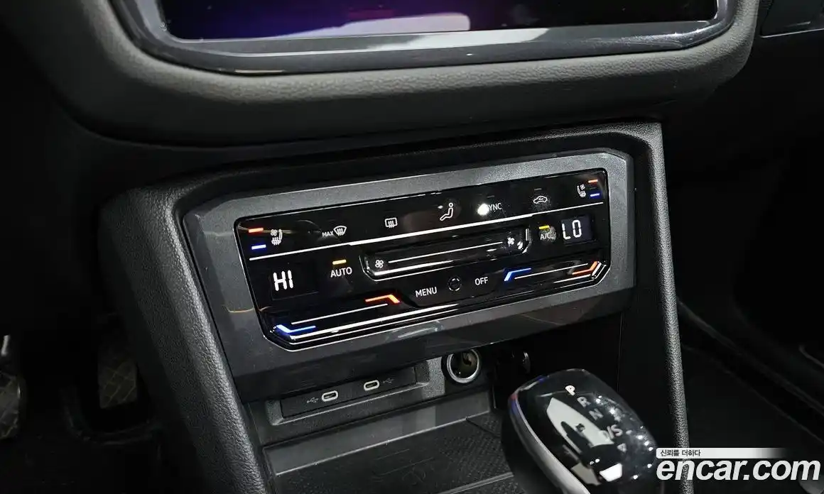 Volkswagen Tiguan 2023 2.0 Автомат в Москве № 168652, фото 19