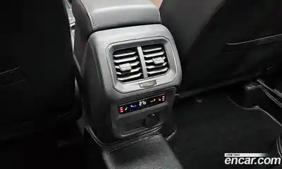 Volkswagen Tiguan 2023 2.0 Автомат в Москве № 168652, миниатюра 7