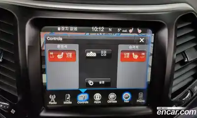 Jeep Cherokee 2018 2.4 Автомат в Москве № 169757, миниатюра 11