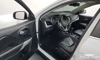Jeep Cherokee 2018 2.4 Автомат в Москве № 169757, миниатюра 10
