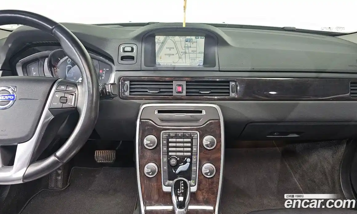 Volvo S80 2015 2.0 Автомат в Москве № 172820, фото 17