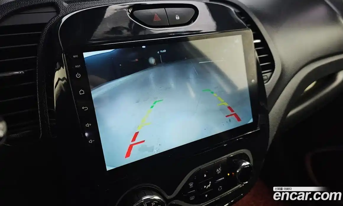 Renault QM3 2017 1.5 Автомат в Москве № 178142, фото 12