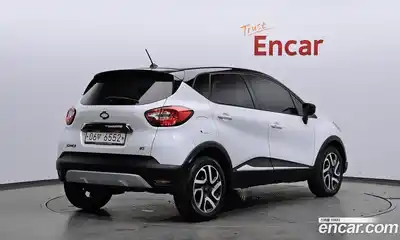 Renault QM3 2017 1.5 Автомат в Москве № 178142, миниатюра 10