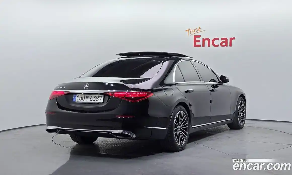 Mercedes-Benz S-Class 2023 2.9 Автомат в Москве № 180256, фото 4