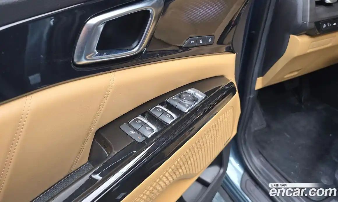 Kia Canival 2023 3.5 Автомат в Москве № 18645, фото 16