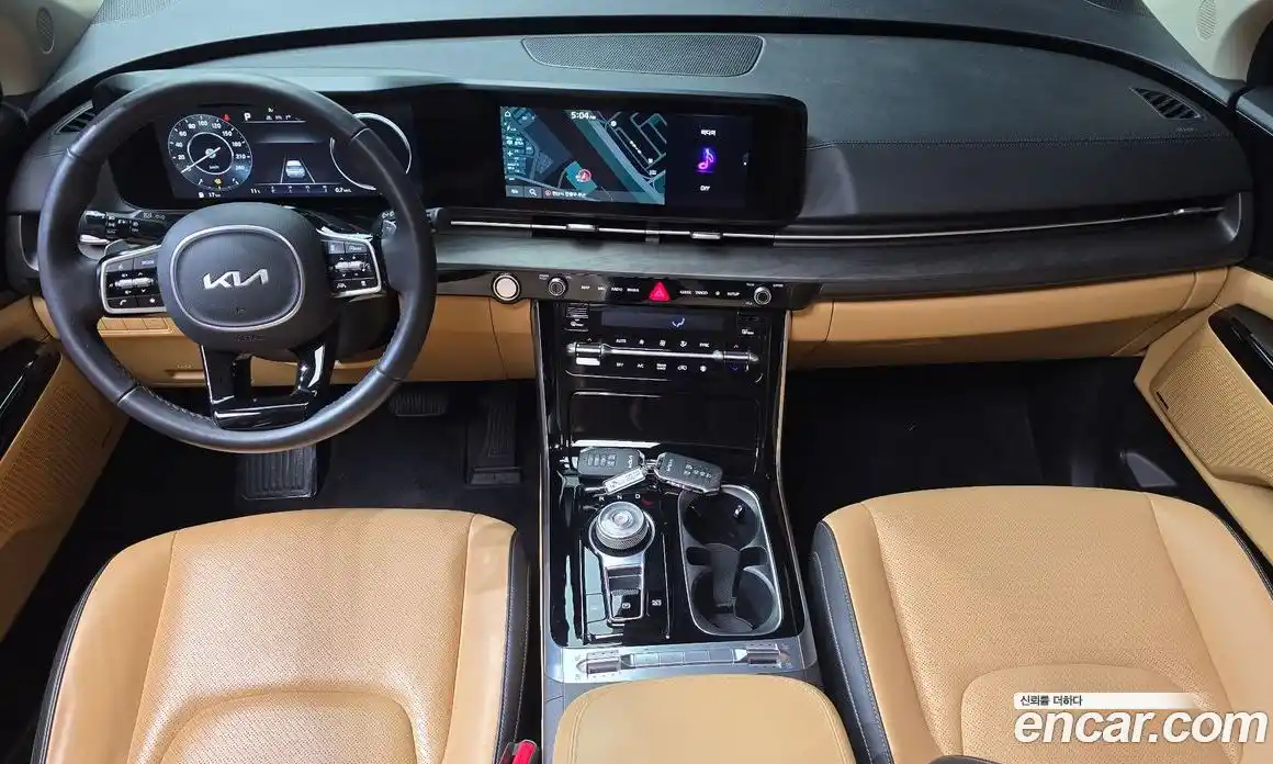 Kia Canival 2023 3.5 Автомат в Москве № 18645, фото 3