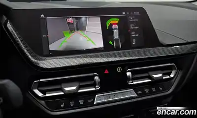 BMW 1-Series 2024 2.0 Автомат в Москве № 188014, миниатюра 4