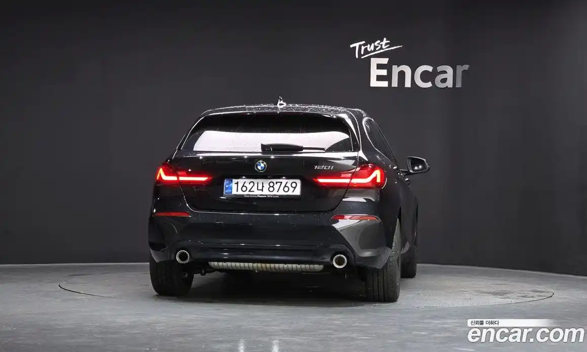 BMW 1-Series 2024 2.0 Автомат в Москве № 188014, фото 9