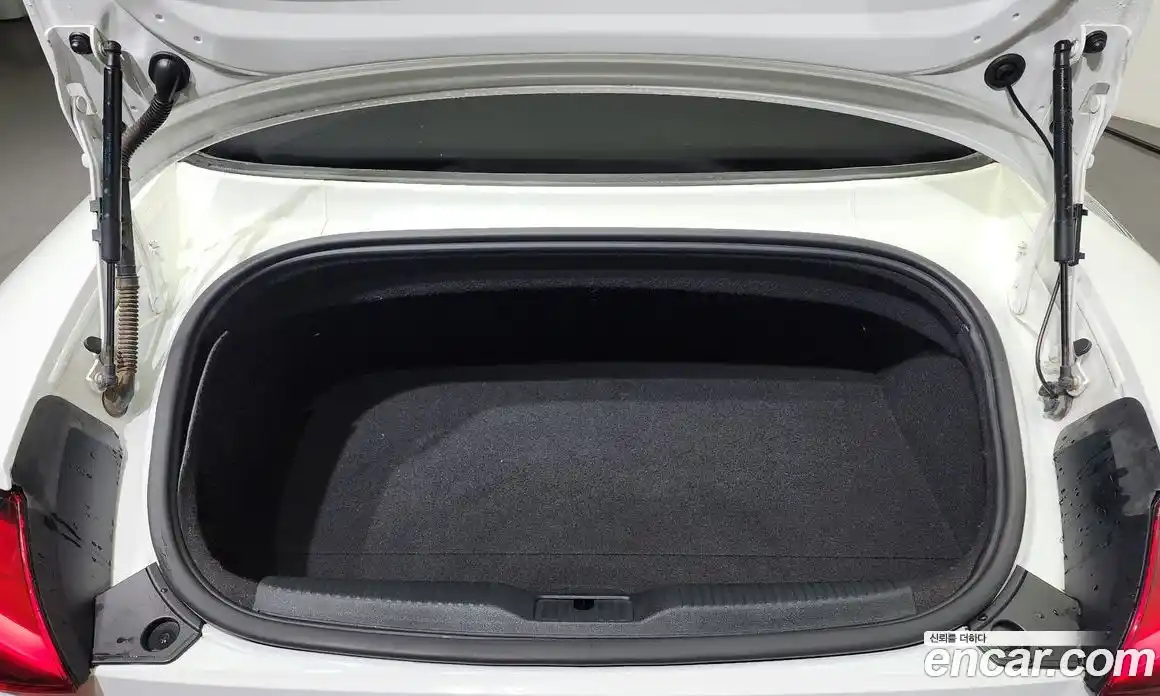 Audi TT 2016 2.0 Автомат в Москве № 193540, фото 13