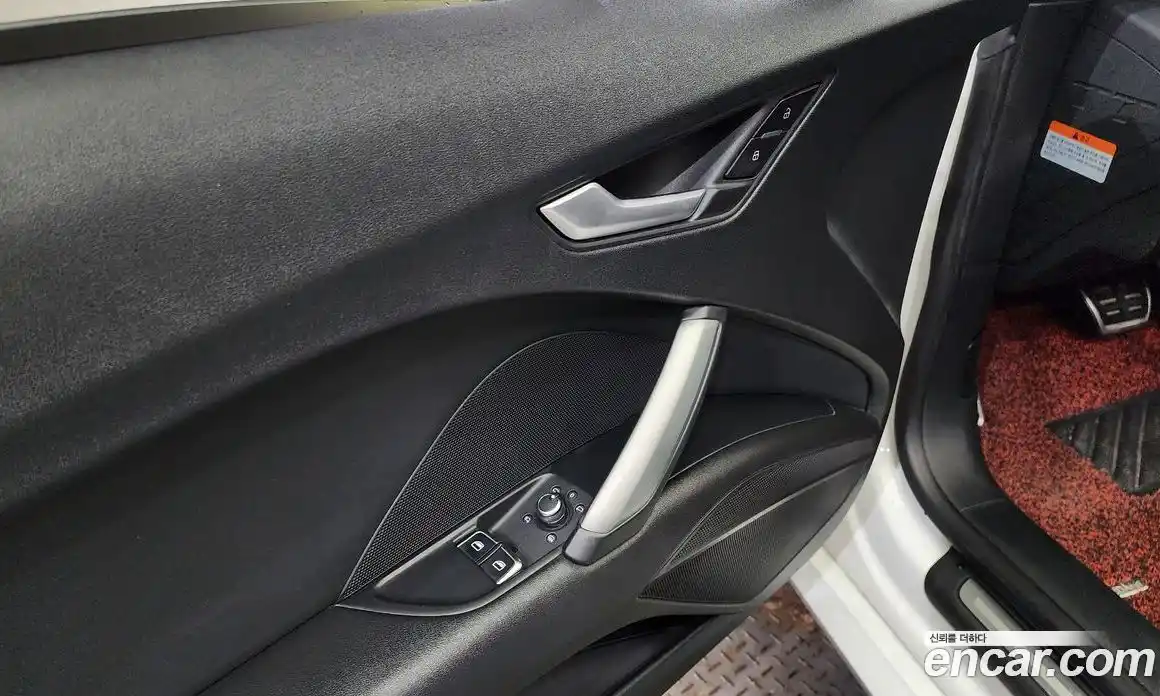 Audi TT 2016 2.0 Автомат в Москве № 193540, фото 15