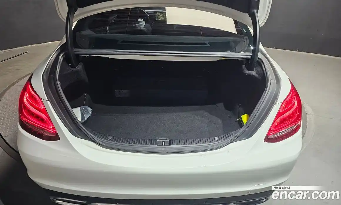 Mercedes-Benz C-Class 2016 2.1 Автомат в Москве № 194025, фото 18