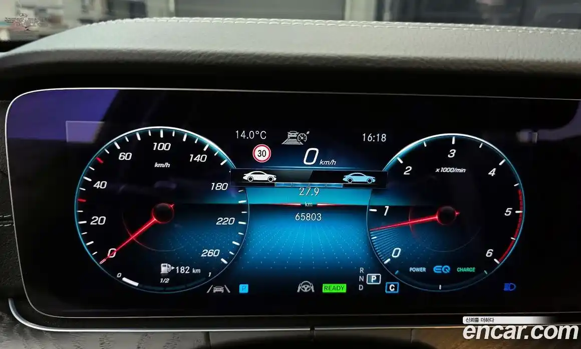 Mercedes-Benz E-Class 2023 1.9 Автомат в Москве № 194359, фото 18