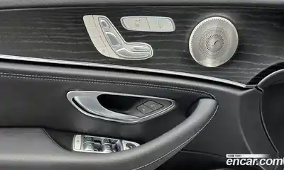 Mercedes-Benz E-Class 2023 1.9 Автомат в Москве № 194359, миниатюра 5
