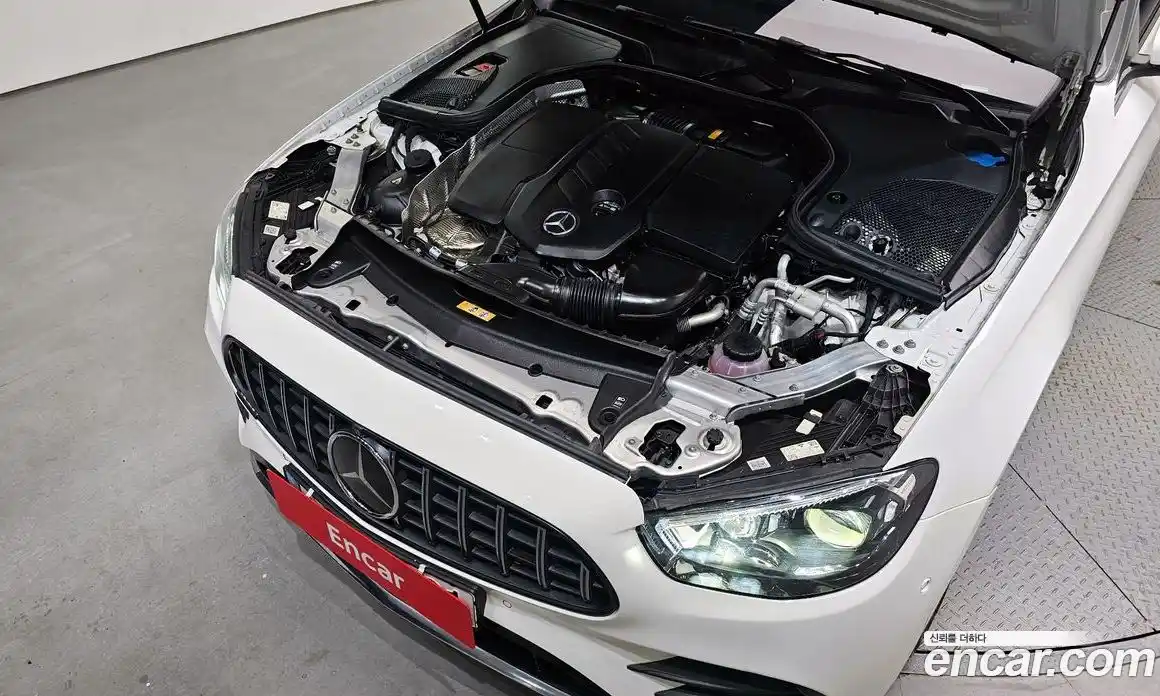 Mercedes-Benz E-Class 2023 1.9 Автомат в Москве № 194359, фото 7