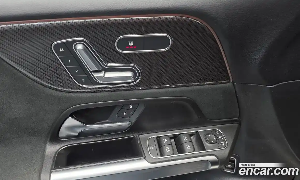 Mercedes-Benz GLB-Class 2022 2.0 Автомат в Москве № 194627, фото 12