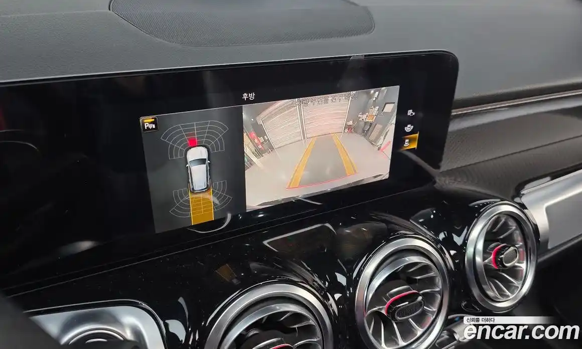 Mercedes-Benz GLB-Class 2022 2.0 Автомат в Москве № 194627, фото 4