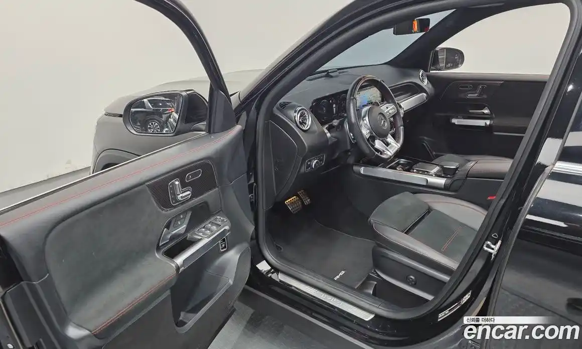 Mercedes-Benz GLB-Class 2022 2.0 Автомат в Москве № 194627, фото 10