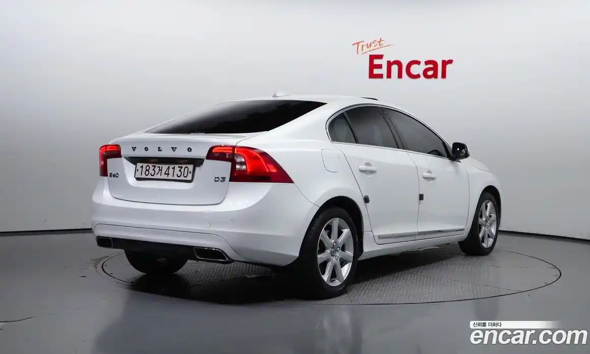 Volvo S60 2017 2.0 Автомат в Москве № 194771, фото 8