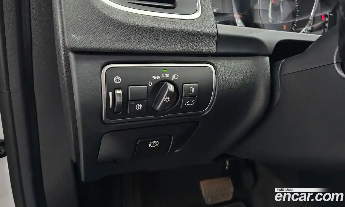 Volvo S60 2017 2.0 Автомат в Москве № 194771, фото 10