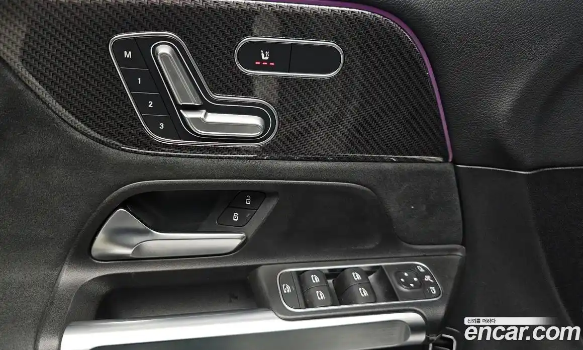 Mercedes-Benz GLB-Class 2021 2.0 Автомат в Москве № 194906, фото 11