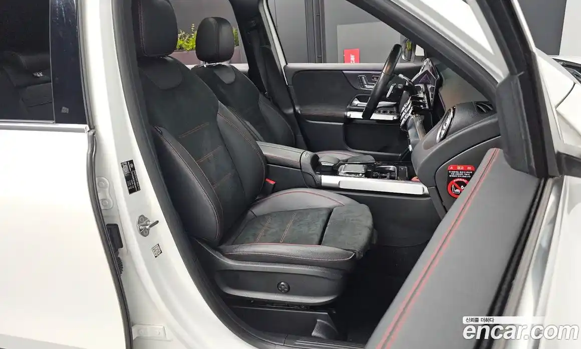 Mercedes-Benz GLB-Class 2021 2.0 Автомат в Москве № 194906, фото 16