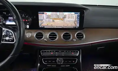 Mercedes-Benz E-Class 2019 1.9 Автомат в Москве № 195279, миниатюра 6