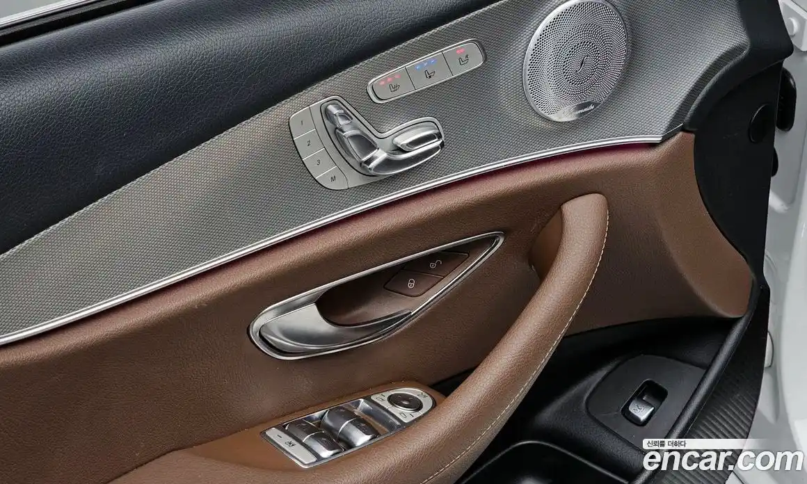 Mercedes-Benz E-Class 2019 2.0 Автомат в Москве № 195684, фото 13