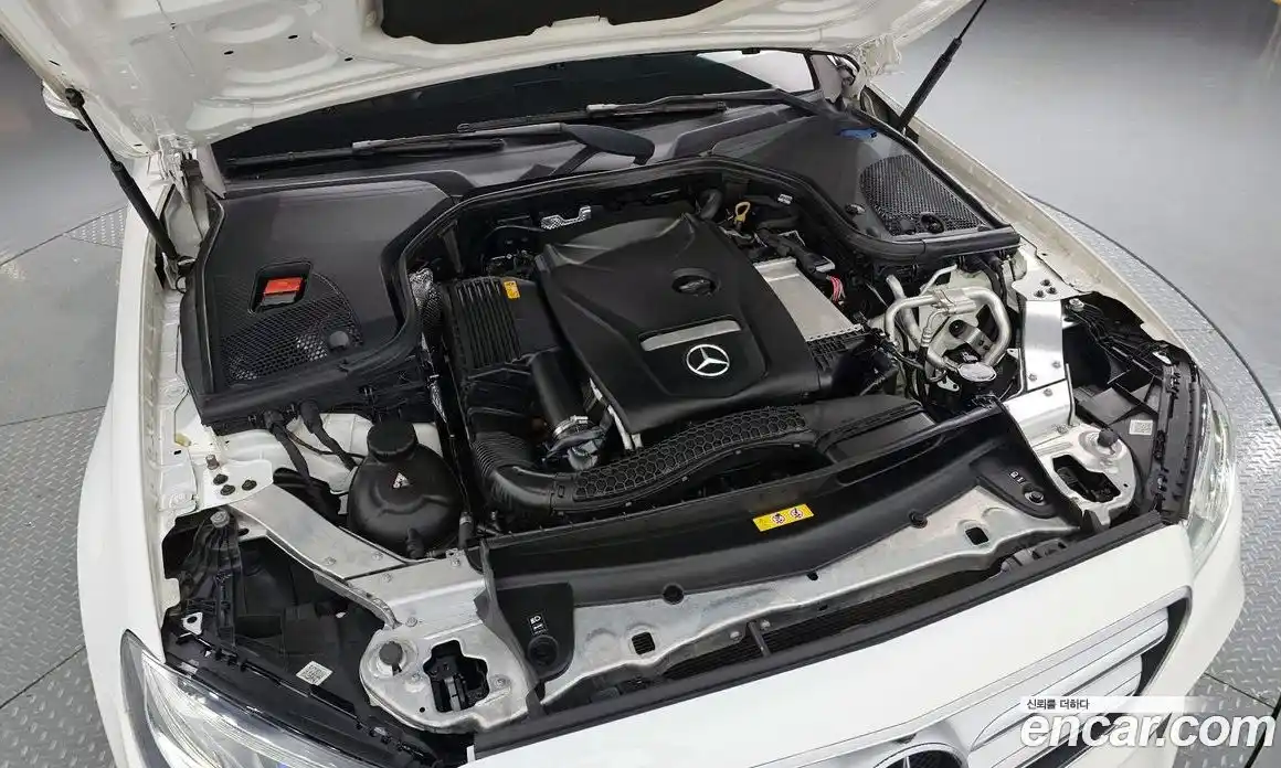 Mercedes-Benz E-Class 2019 2.0 Автомат в Москве № 195684, фото 16