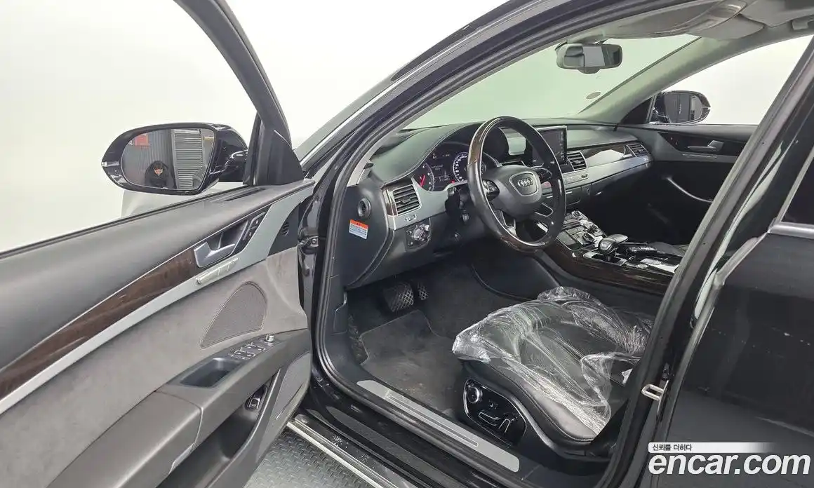 Audi A8 2015 4.1 Автомат в Москве № 196709, фото 13