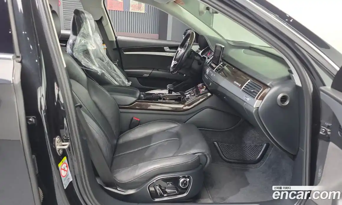 Audi A8 2015 4.1 Автомат в Москве № 196709, фото 20