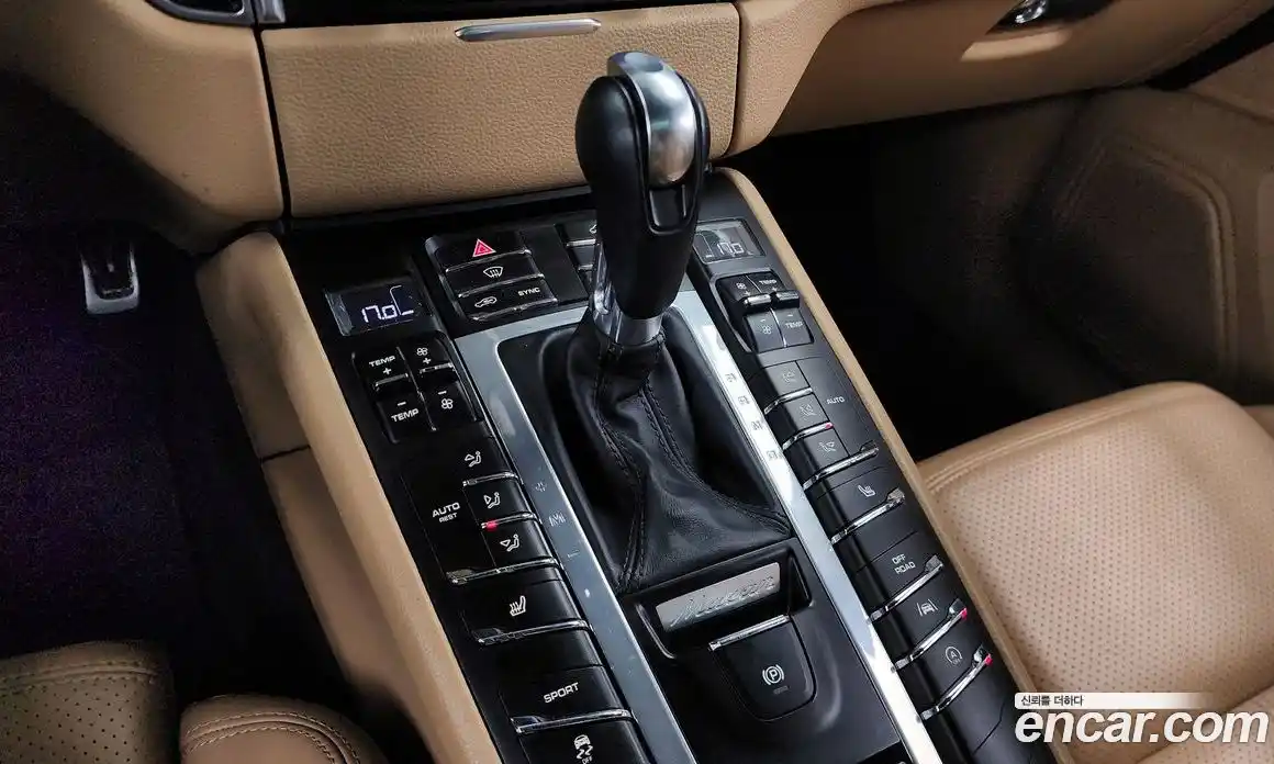 Porsche Macan 2017 3.0 Автомат в Москве № 197393, фото 12