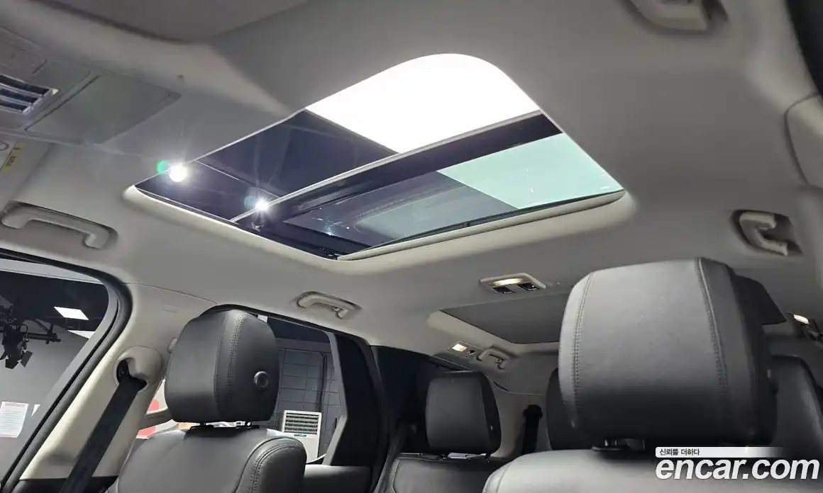 Land Rover Discovery 2018 3.0 Автомат в Москве № 198179, фото 4