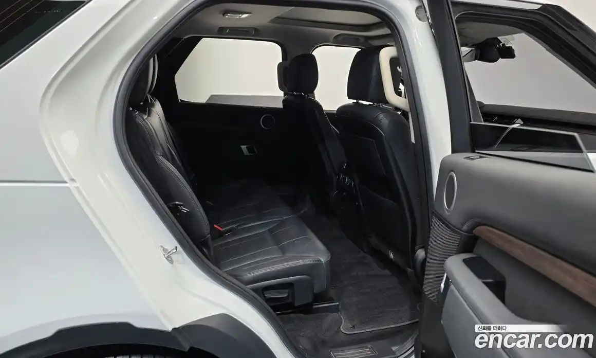 Land Rover Discovery 2018 3.0 Автомат в Москве № 198179, фото 8