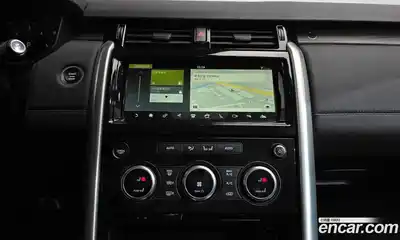 Land Rover Discovery 2018 3.0 Автомат в Москве № 198179, миниатюра 9