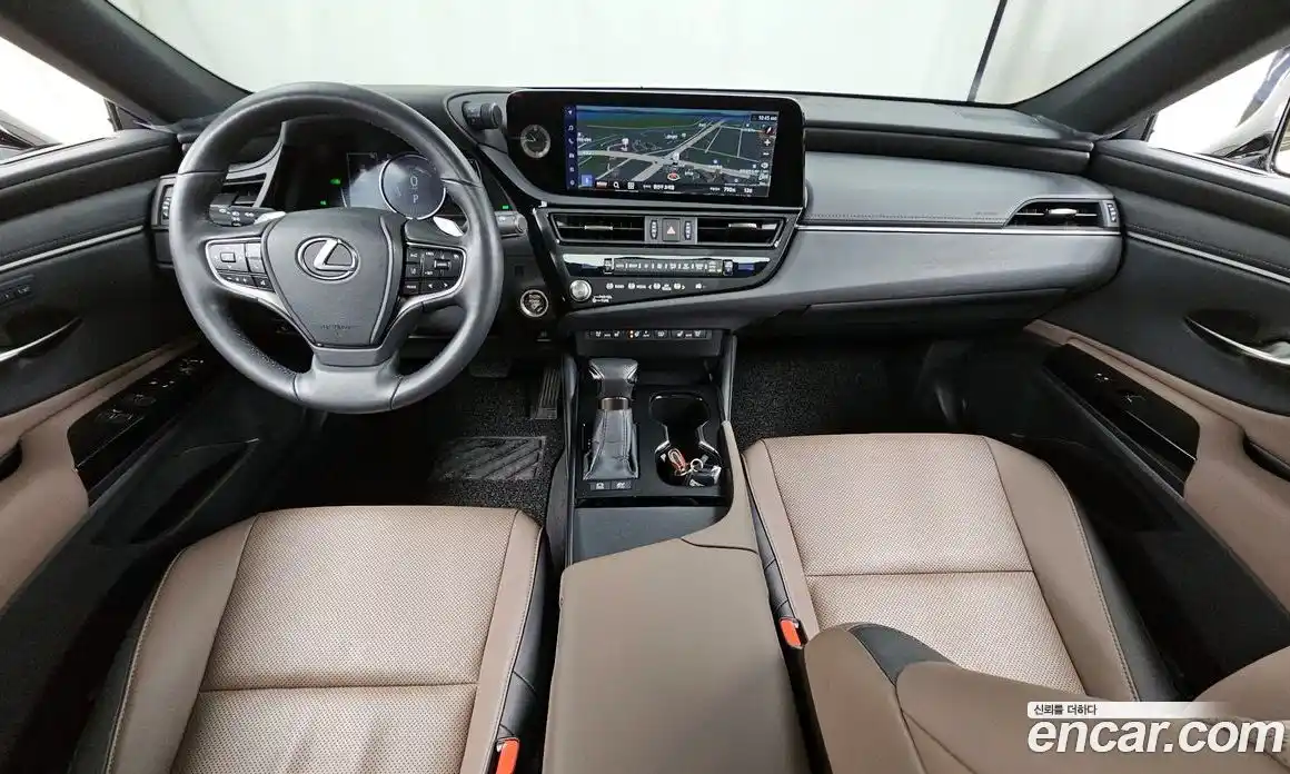 Lexus ES 2024 2.5 Автомат в Москве № 198766, фото 13