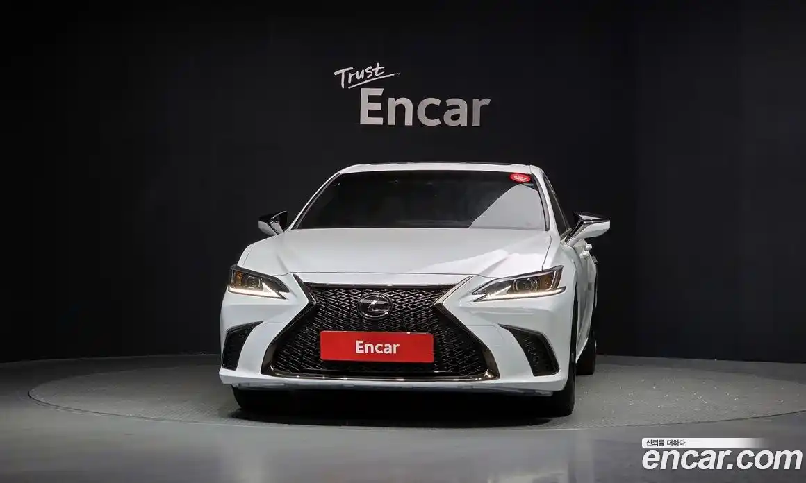 Lexus ES 2024 2.5 Автомат в Москве № 198852, фото 19