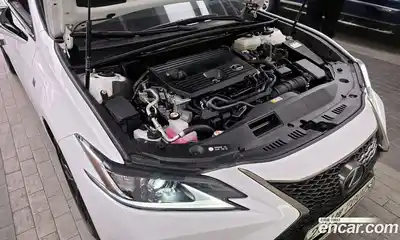 Lexus ES 2024 2.5 Автомат в Москве № 198852, миниатюра 8