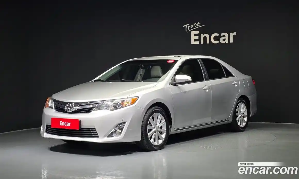 Toyota Camry 2013 3.5 Автомат в Москве № 199681, фото 9