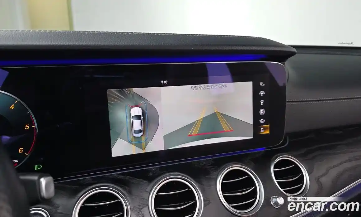 Mercedes-Benz E-Class 2021 1.9 Автомат в Москве № 201699, фото 11