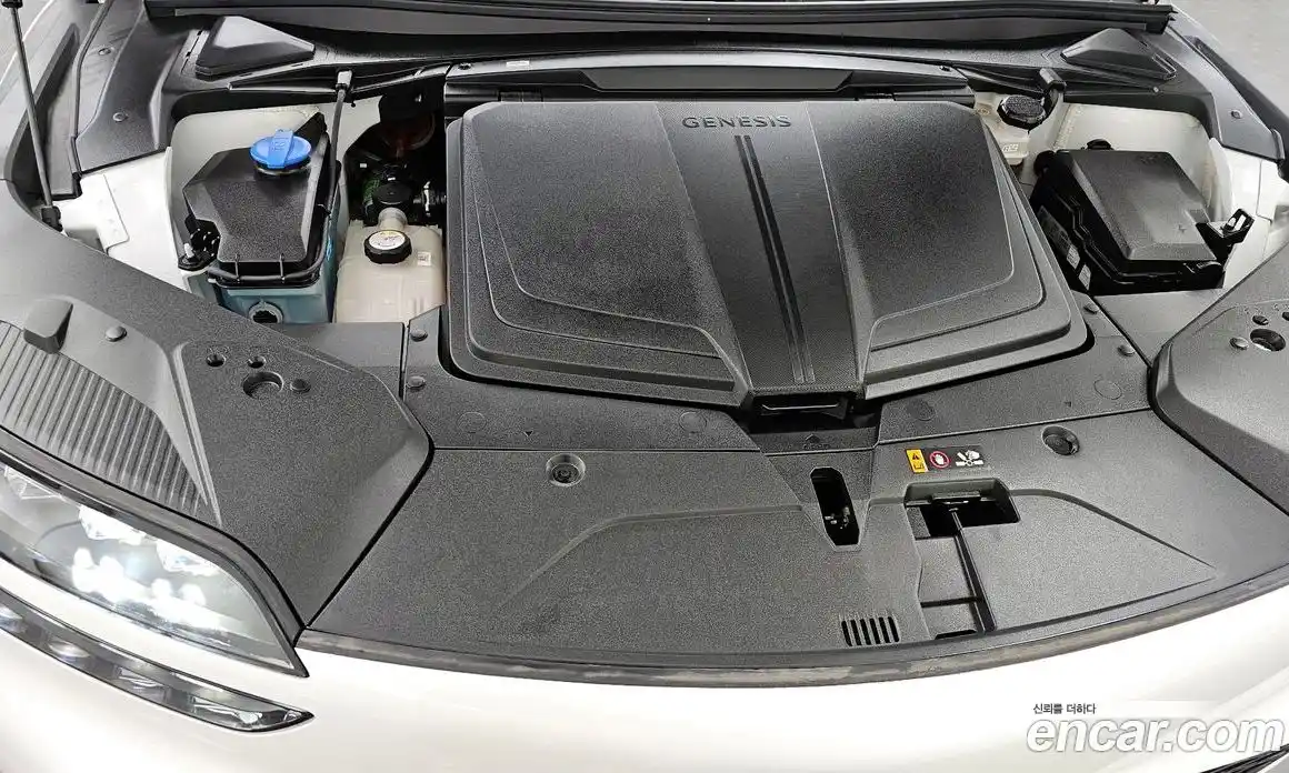 Genesis GV60 2022 0.1 Автомат в Москве № 20857, фото 13