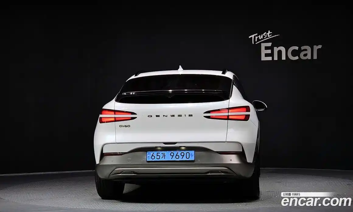 Genesis GV60 2022 0.1 Автомат в Москве № 20857, фото 3