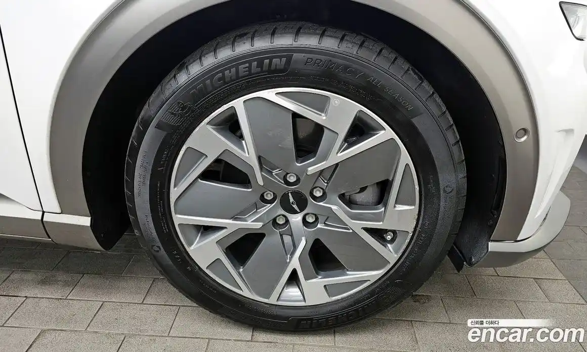 Genesis GV60 2022 0.1 Автомат в Москве № 20857, фото 8