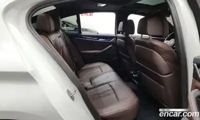 BMW 5-Series 2023 2.0 Автомат в Москве № 210969, миниатюра 3