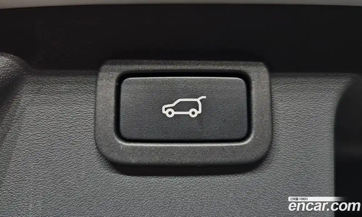 Land Rover Discovery Sport 2016 2.0 Автомат в Москве № 213495, фото 19