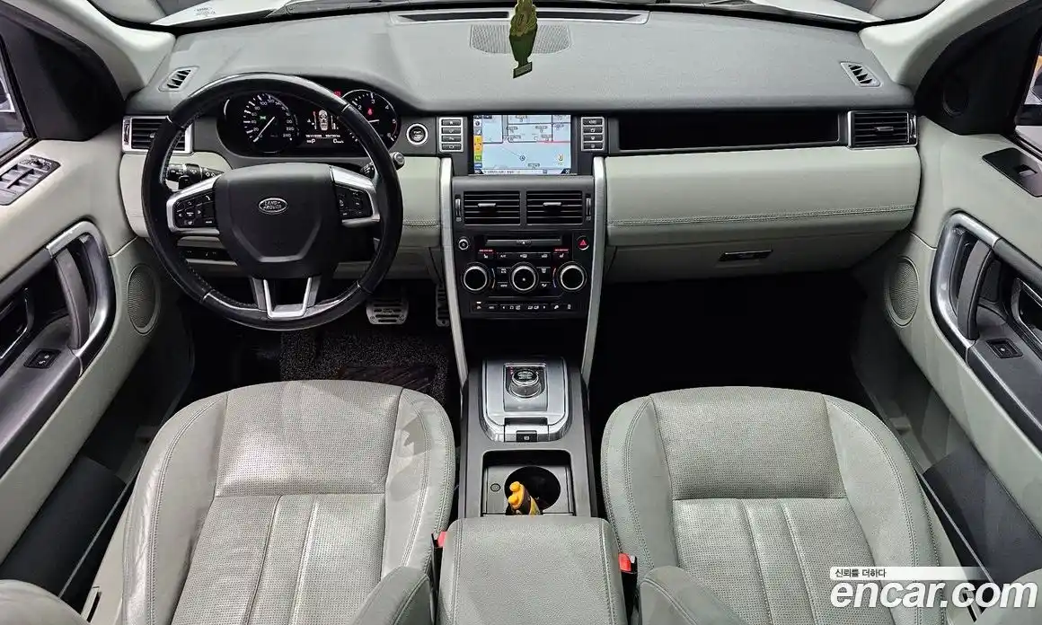 Land Rover Discovery Sport 2016 2.0 Автомат в Москве № 213495, фото 8