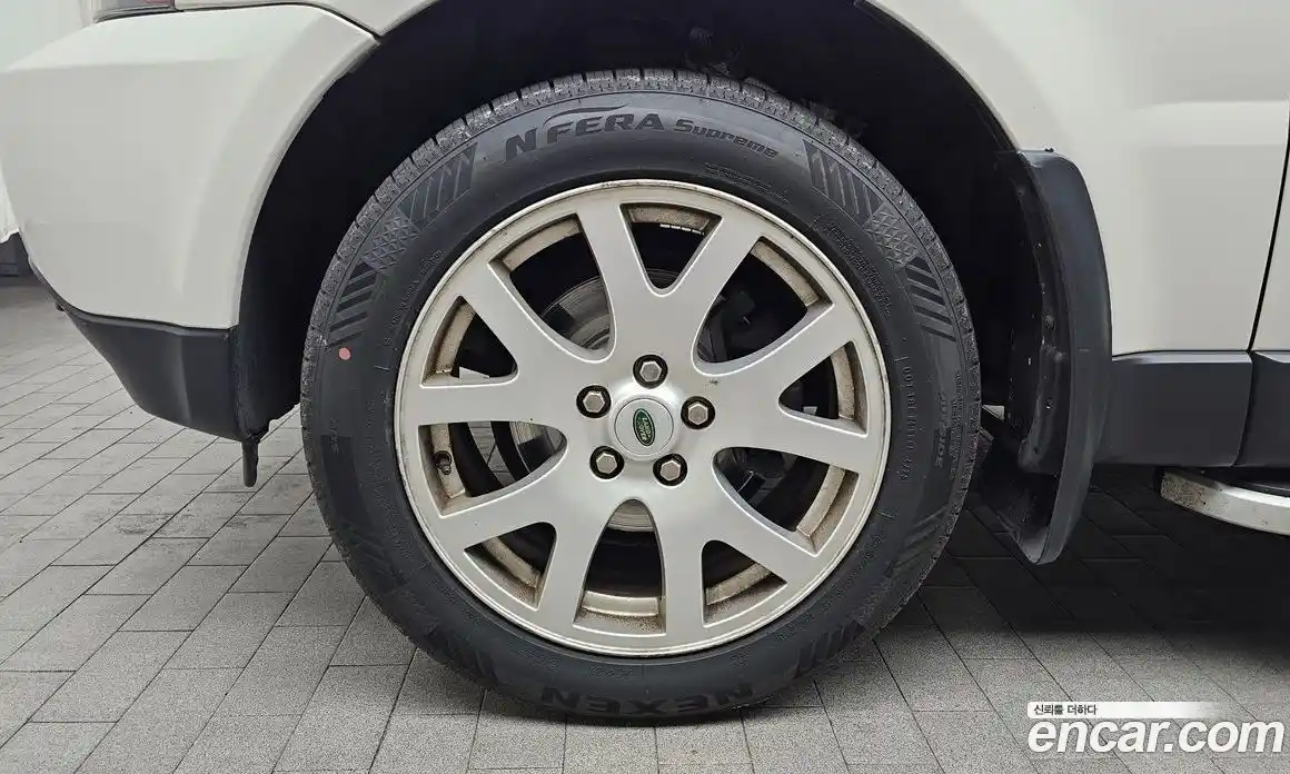 Land Rover Range-Rover Sport 2008 2.7 Автомат в Москве № 213800, фото 2