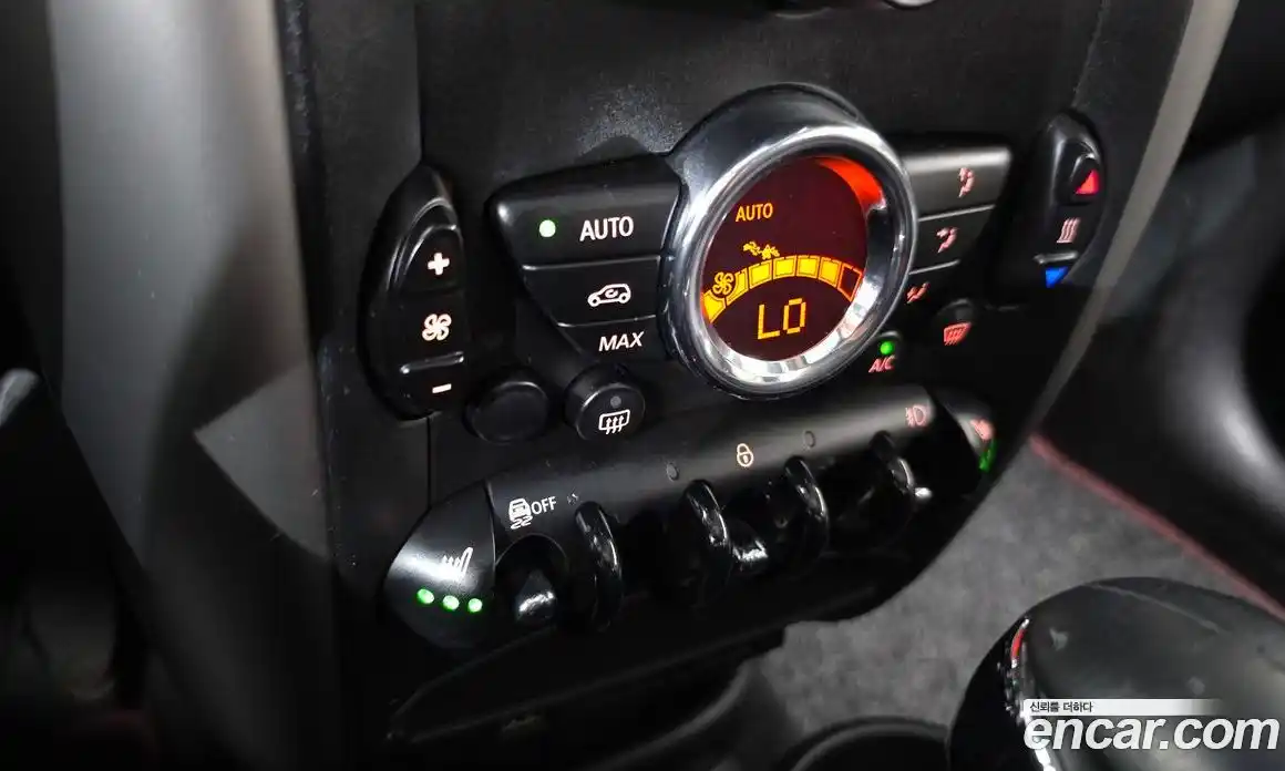 Mini Countryman 2016 2.0 Автомат в Москве № 214365, фото 13