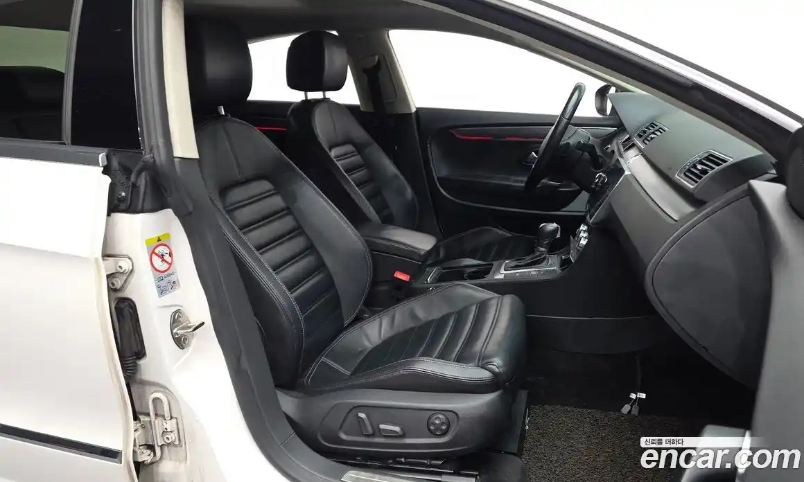 Volkswagen CC 2014 2.0 Автомат в Москве № 215367, фото 20