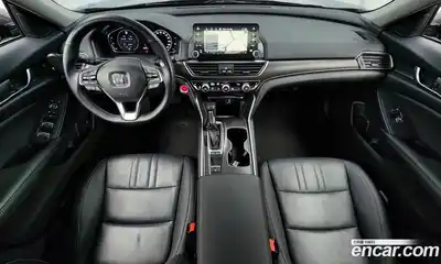 Honda Accord 2019 1.5 Автомат в Москве № 215702, миниатюра 11