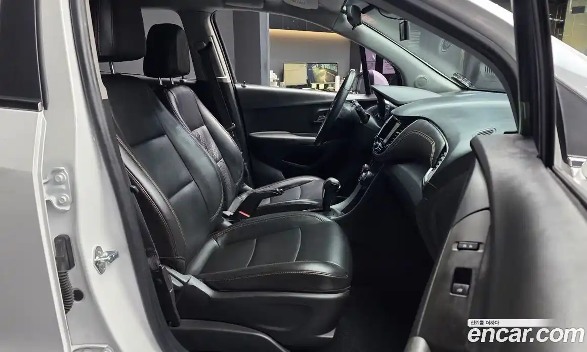 Chevrolet Trax 2017 1.4 Автомат в Москве № 219246, фото 3